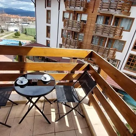 Apart Otel 500м. от лифта сладък дом в белведере комплекс