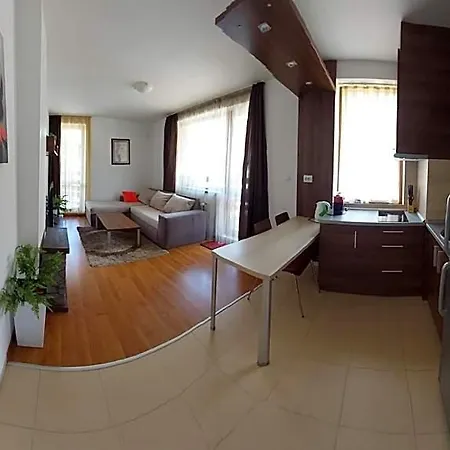 500м. от лифта сладък дом в белведере комплекс 4* Bansko