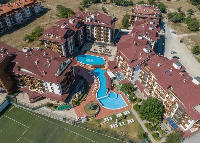 Aparthotel 500м. от лифта сладък дом в белведере комплекс 4*